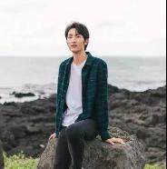 董明珠还要砸500亿做芯片?网友:雷军卖衣服都