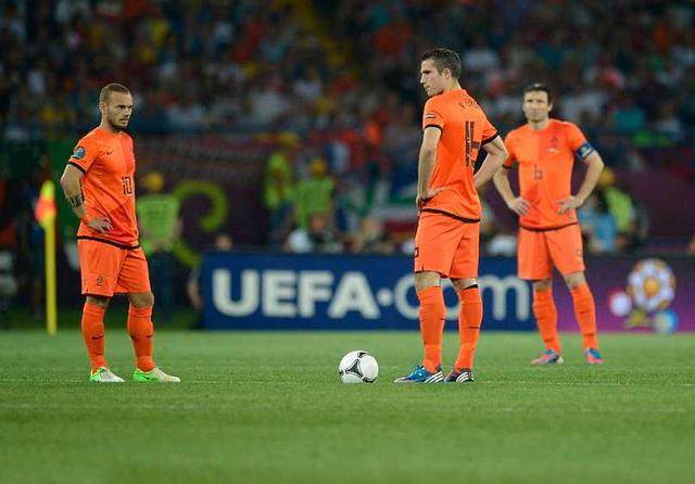 荷兰老帅希丁克执教U21男足,5名外直接根据资